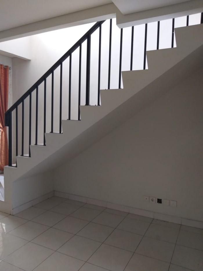 Rumah Disewakan Semi Furnished di Le Freya Lippo Cikarang